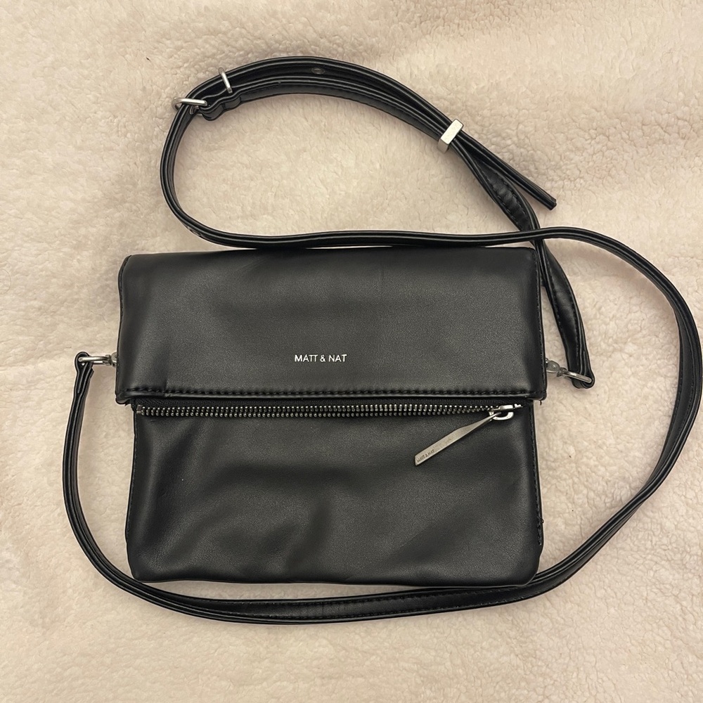 Matt & Nat Elegant Black Crossbody Bag